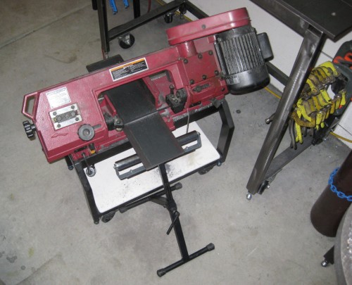 Adjustable Roller Stand with Metal Band Saw